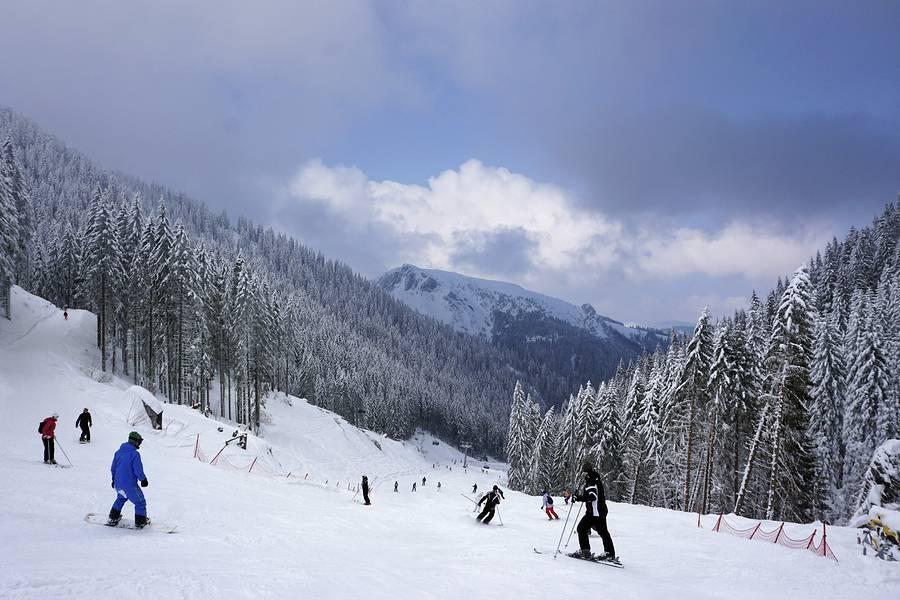 Should Ski Resorts Be Held Liable for Injuries