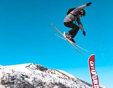 How to Avoid Common Mistakes in Snowboarding Jumps