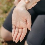 How to Prevent Shoulder Injuries While Snowboarding