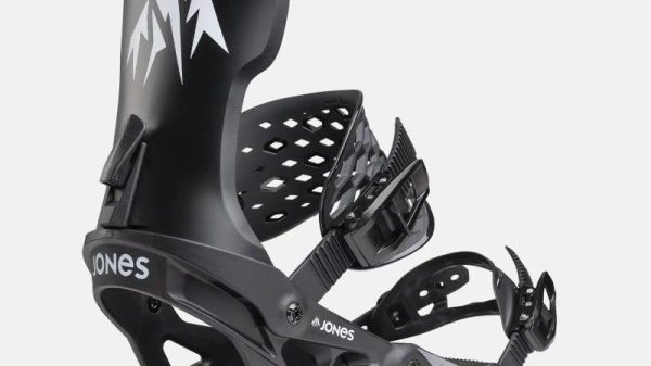 Best snowboard bindings for better performance on freestyle tricks