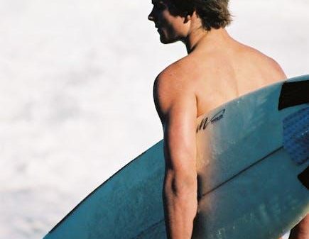 Choosing the best surfboard fins for enhanced maneuverability