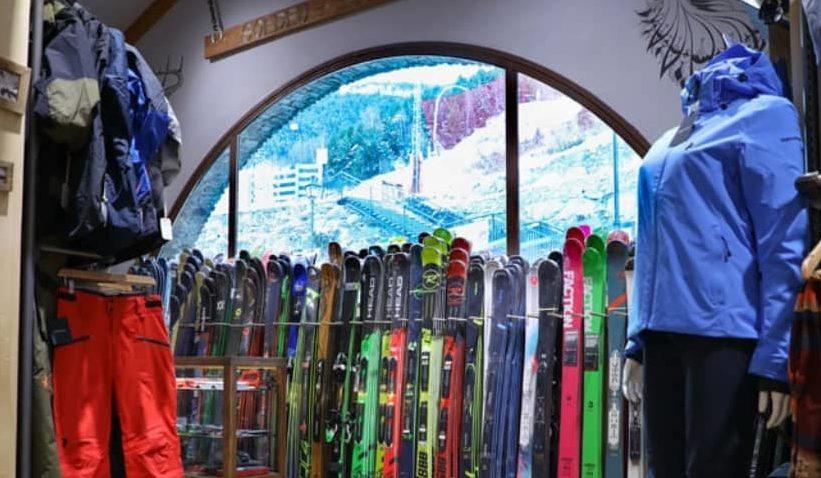 Gear Up: Essential Equipment for Snowboarding in Andorra