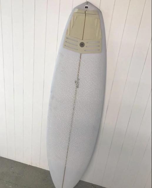 Surfboard maintenance tips for long lasting performance