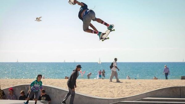Best skateboard decks for street skating and tricks