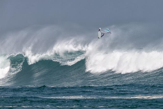 How to Build Strength for Better Safety in Surfing