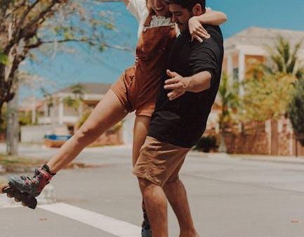 How to Keep Your Balance and Avoid Falls in Skateboarding