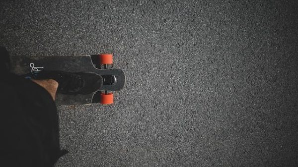 Best Longboard Bearings for Beginners