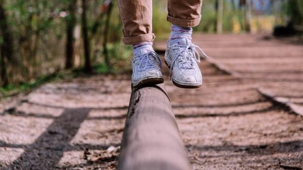 Best balance exercises for learning to ride a longboard