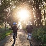 How to reduce the risk of knee strain during mountain biking