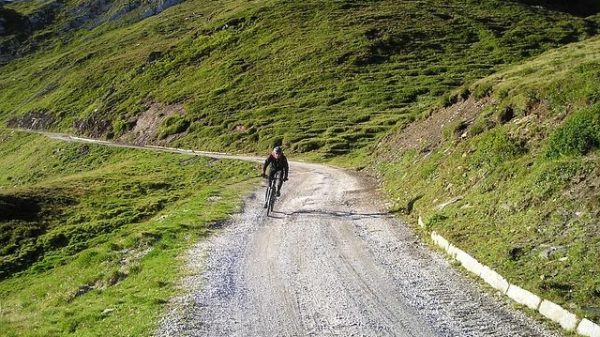 Best knee pads for downhill mountain biking