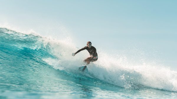Advanced Surfing Techniques for Riding Steep Waves