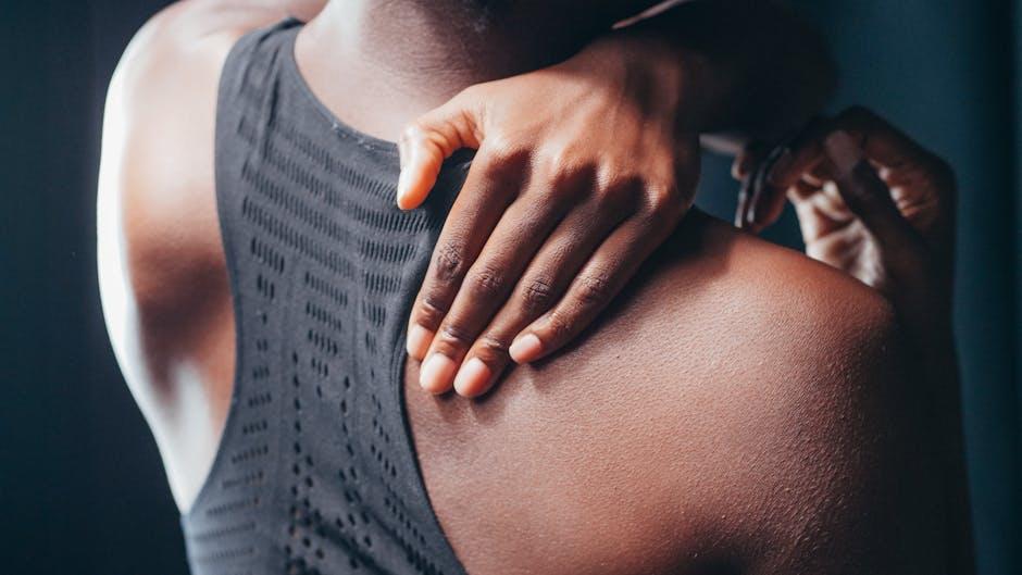 How to recover from shoulder injuries in surfing and return to the water