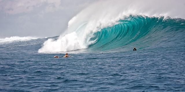 Analyzing Historical Data on Big Wave Surfing⁣ Accidents