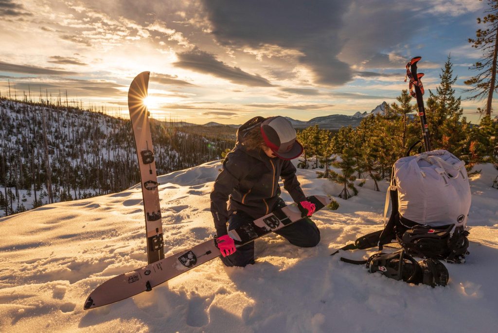 Should Backcountry Snowboarding Be More Regulated for Safety Reasons