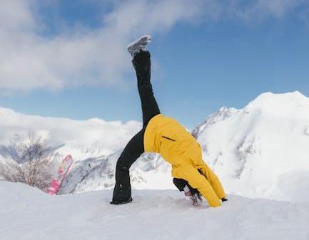 Best exercises for improving balance in snowboarding