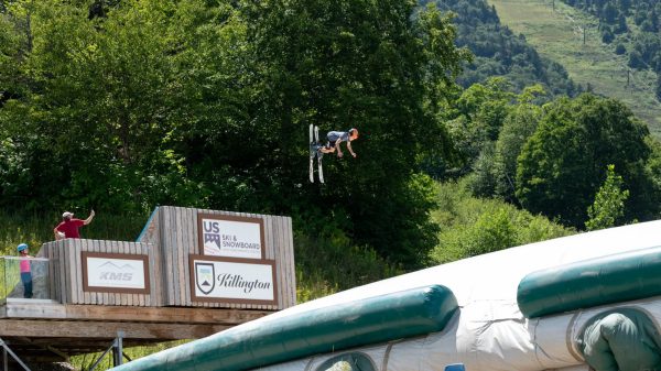 How to Land Big Jumps Safely in Snowboarding