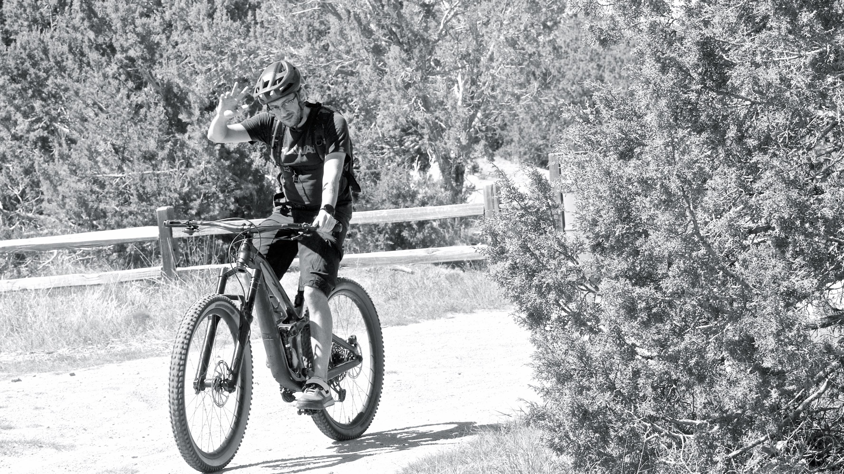 Understanding the Synergy Between Freeride and Traditional Racing