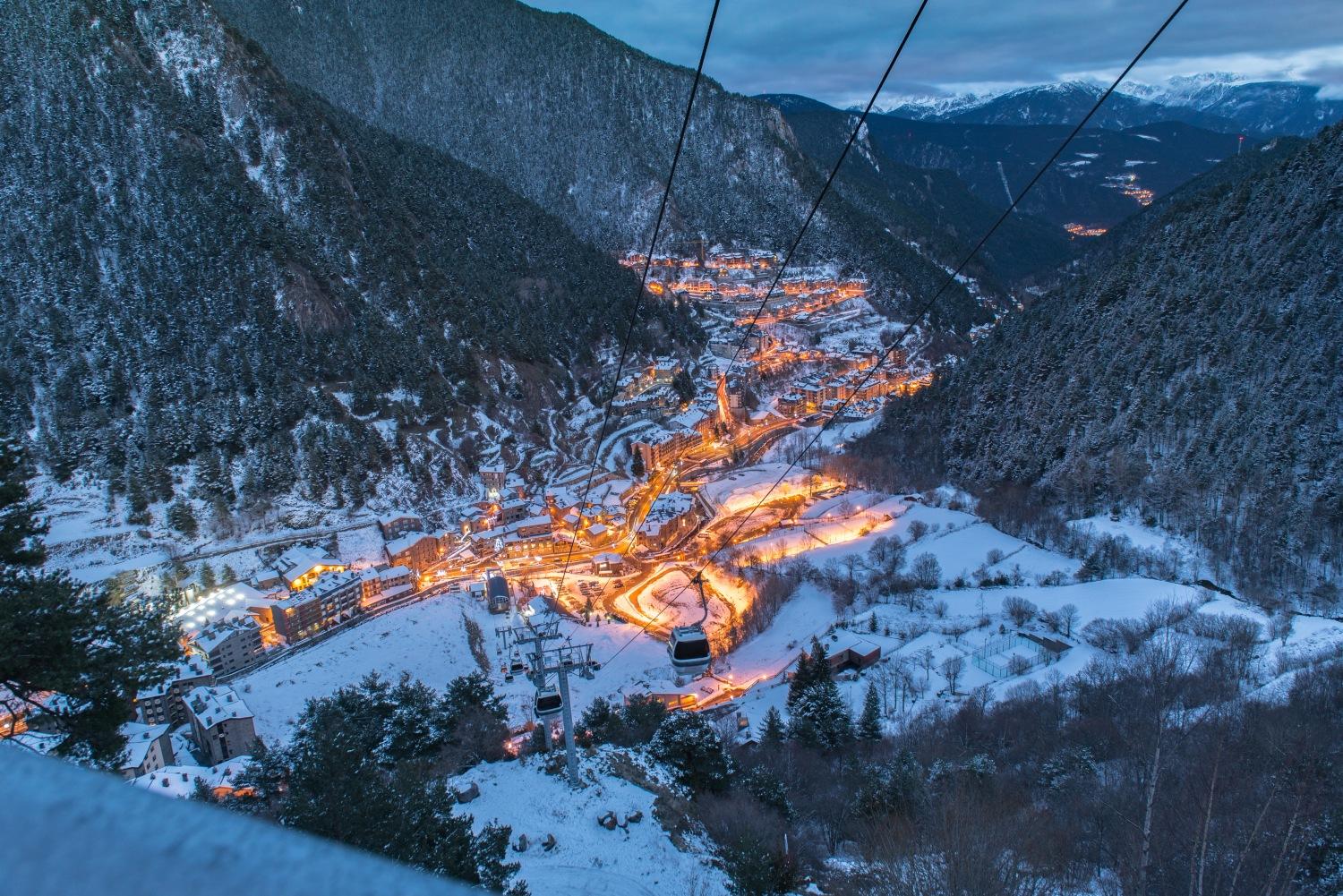 The Perfect Time to Hit Andorras Powdery Peaks